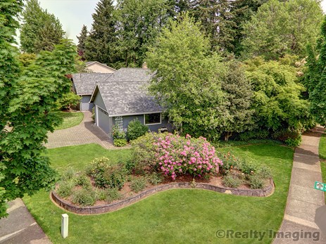 View main image for listing located at: 20844 SW Teton Ave.